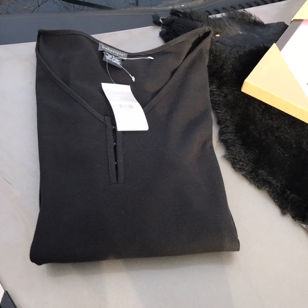 NWT BabyStyle Petite Maternity 3/4 Length Sleeve Tee Hook & Eye Sleeve Close P